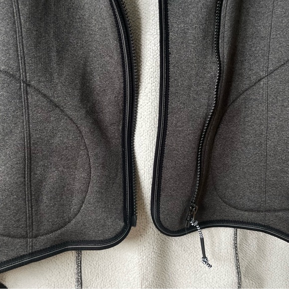 Lole Asymmetrical Zip Front Gray Fleece Light Hooded Jacket - Picture 8 of 15